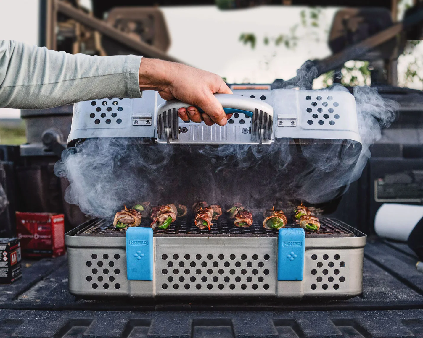 Nomad Grill Giveaway from Cigar Press and Davidoff