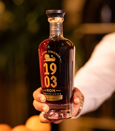 E Leon Jimenes 1903 Rum